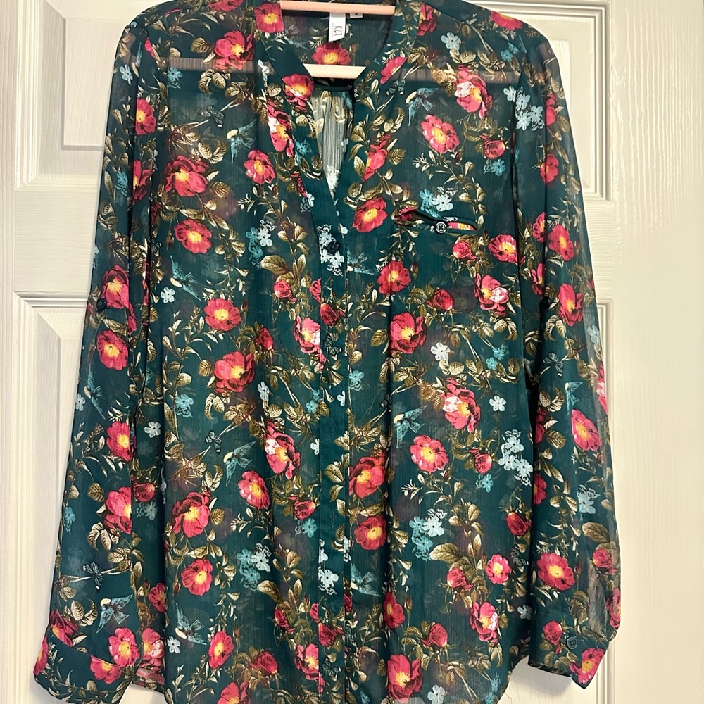 Kut from the Kloth Green and Pink Buttoned Blouse